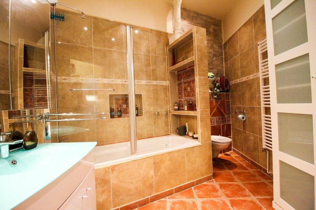 Grand appartement pour 4 personnes/ Cours Lieutaud Marseille Extérieur photo